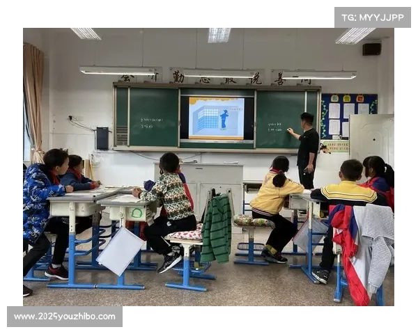 意大利功勋教练坎帕尼亚应对雷科危机的独特执教之道与智慧分析 意大利功勋教练坎帕尼亚应对雷科危机的独特执教之道与智慧分析